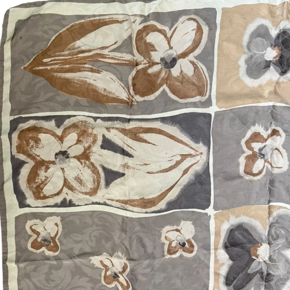 Vintage‎ Floral  Square Scarf Womens Tan Grey Neutral Cottage Classic Old Money